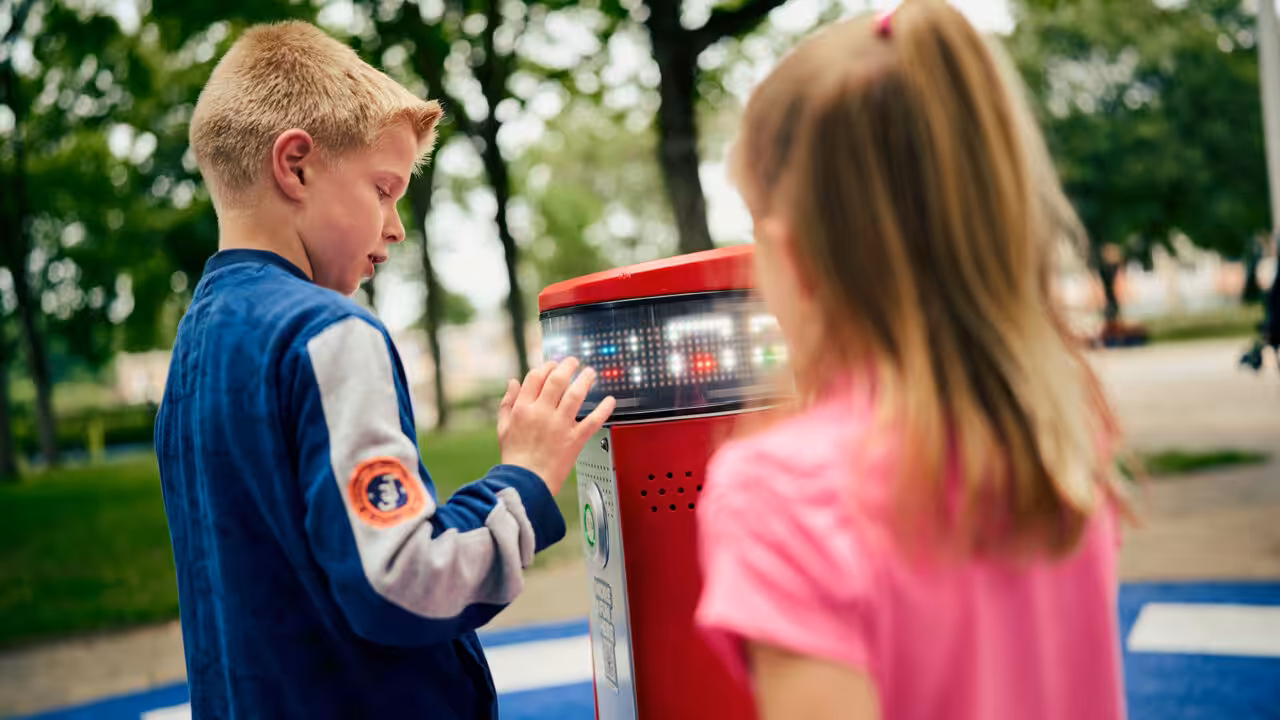 Lappset Memo - Spielsäulen - Spaß und lernen für alle Spieler zugänglich