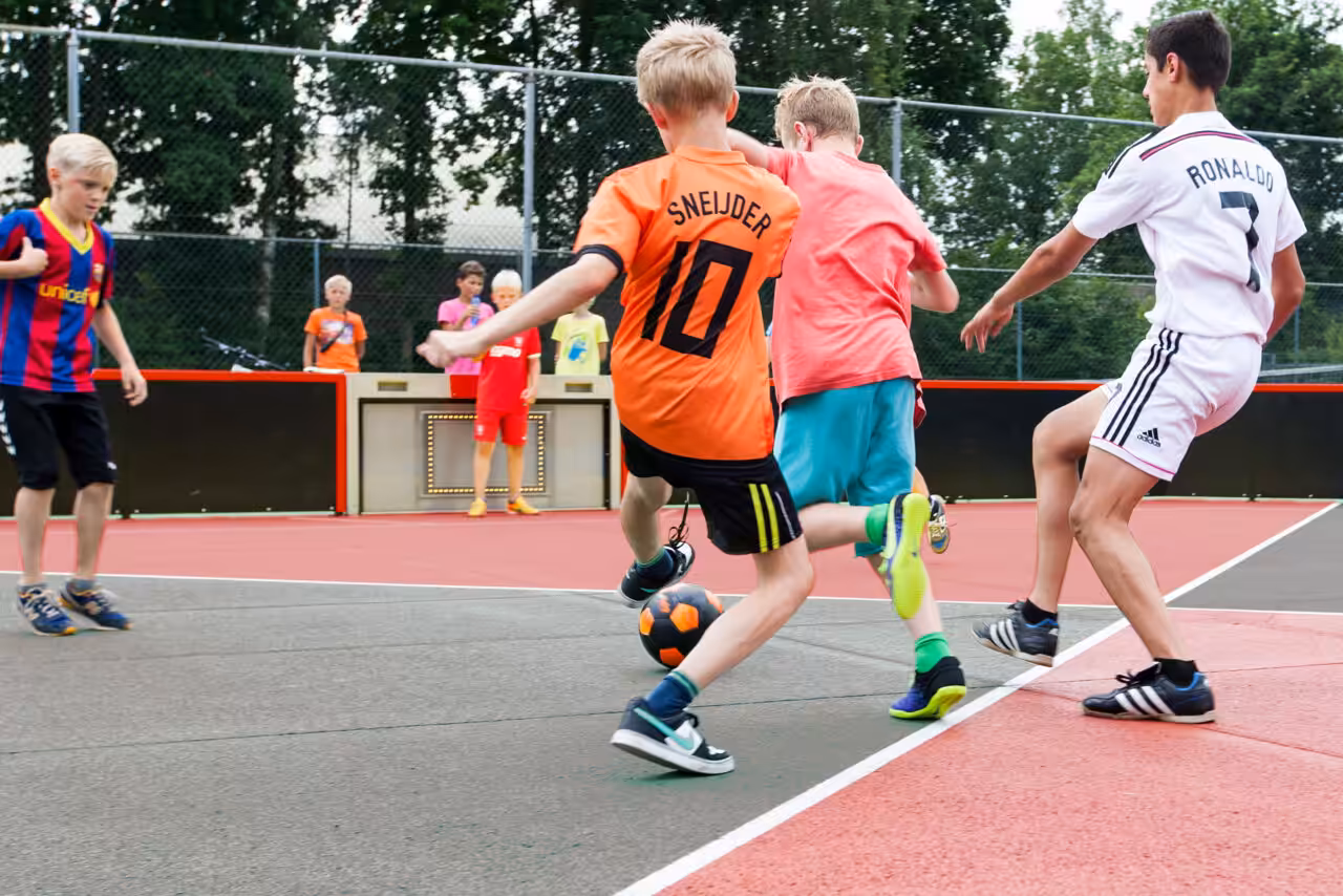 Herausforderung pur mit Toro – ein interaktives Spielgerät für Teamgeist und Geschicklichkeit.