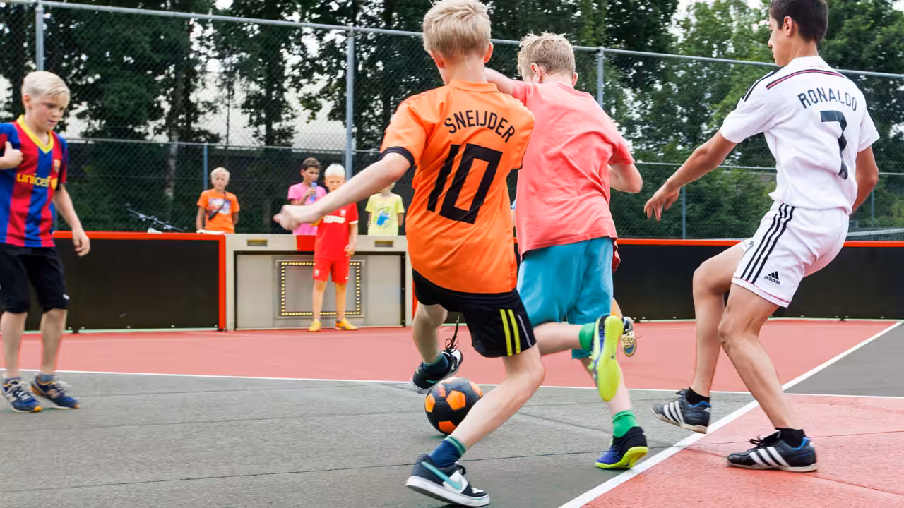 Sie ist für alle Spieler zugänglich und ihre intuitive Bedienung leicht verständlich. 