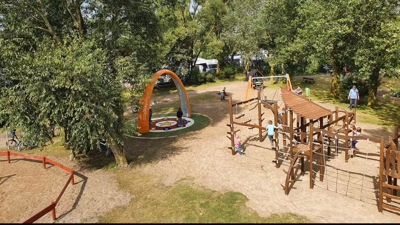 Lappset Sona: Tanzen, spielen und gemeinsam Spaß haben – ein Highlight für die ganze Familie.