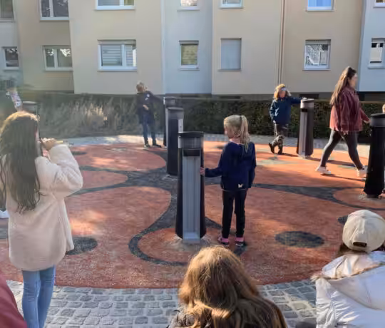 Erlebe interaktives Spielen mit Lappset Memo!