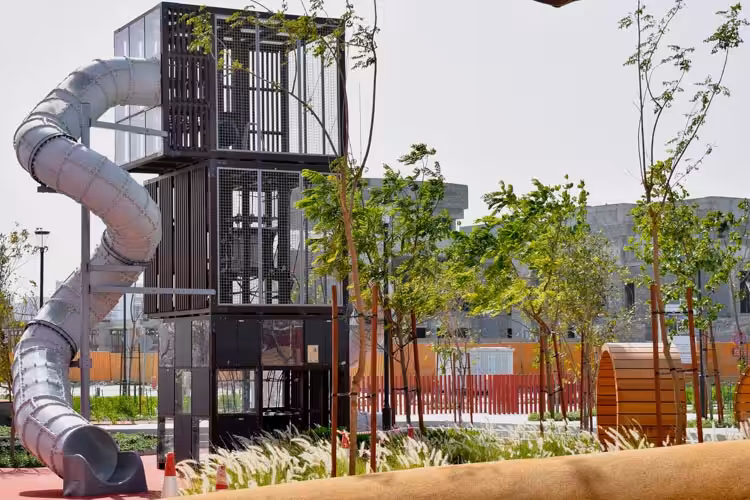 Lappset Hersteller: Innovativer Spielspaß in Abu Dhabi's Familienpark